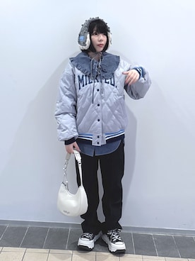 「アイテム（スタジャン）」を使った、MOMOさん（レディース・150cm）の冬コーディネート