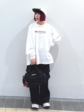 「アイテム（キーホルダー）」を使った、MOMOさん（レディース・150cm）の秋コーディネート