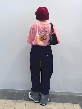 「アイテム（キーホルダー）」を使った、MOMOさん（レディース・150cm）の秋コーディネート