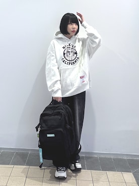 「アイテム（キーホルダー）」を使った、MOMOさん（レディース・150cm）の秋コーディネート