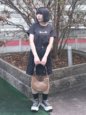 「アイテム（キーホルダー、ベージュ系）」を使った、MOMOさん（レディース・150cm）の夏コーディネート