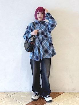 「アイテム（キーホルダー）」を使った、MOMOさん（レディース・150cm）の秋コーディネート
