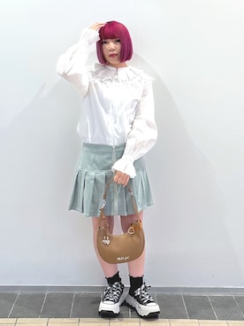「アイテム（ハンドバッグ）」を使った、MOMOさん（レディース・150cm）の秋コーディネート