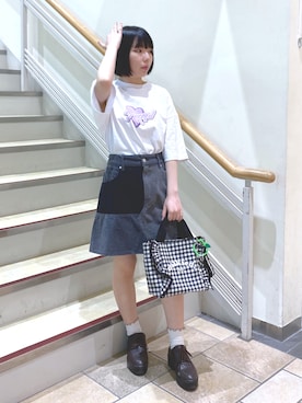 「アイテム（キーホルダー）」を使った、MOMOさん（レディース・150cm）の春コーディネート