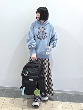 「アイテム（キーホルダー）」を使った、MOMOさん（レディース・150cm）の冬コーディネート