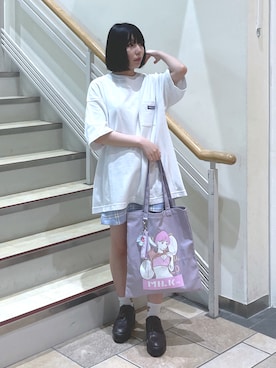 「Champion」｜「アイテム（財布/小物）」を使った、MOMOさん（レディース・150cm）の夏コーディネート