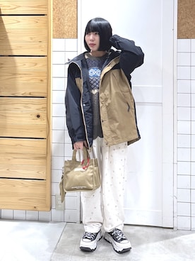 「アイテム（キーホルダー）」を使った、MOMOさん（レディース・150cm）の冬コーディネート