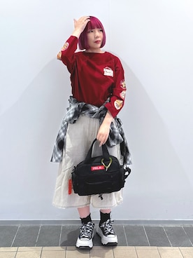 「アイテム（キーホルダー）」を使った、MOMOさん（レディース・150cm）の秋コーディネート