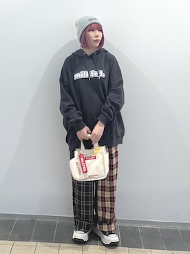 「アイテム（財布/小物）」を使った、MOMOさん（レディース・150cm）の秋コーディネート