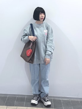 「アイテム（キーホルダー）」を使った、MOMOさん（レディース・150cm）の秋コーディネート