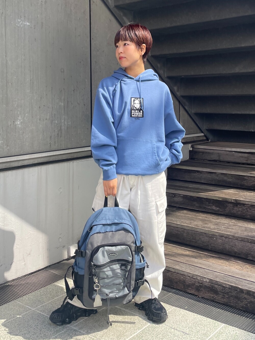 X-girl（エックスガール）の「FACE PATCH SWEAT HOODIE
