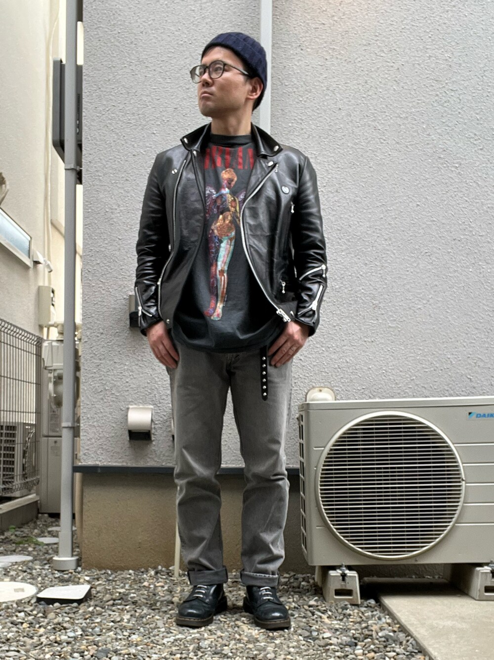 コーディネートのアクセントに*Dr. Martens 1460 8ホール ブーツ maxresdefault.jpg
