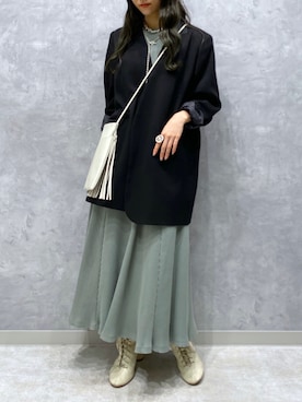 「フリンジバッグ」｜「アイテム（ジャケット/アウター）」を使った、simさん（レディース・151cm）の秋コーディネート