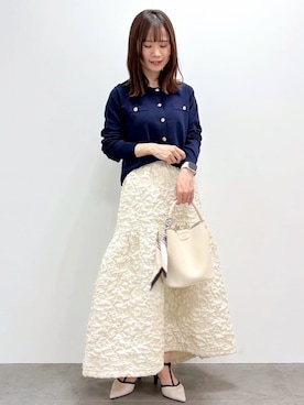 「INDIVI（インディヴィ）の◆センタープレスストレートパンツ（スラックス、グレー系）」を使った、kozuさん（レディース・148cm）の春コーディネート