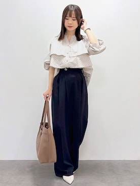 「INDIVI（インディヴィ）の◆センタープレスストレートパンツ（スラックス、グレー系）」を使った、kozuさん（レディース・148cm）の春コーディネート