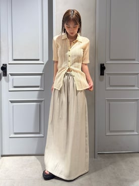 「ELENDEEK（エレンディーク）のアイテム」を使った、akariさん（レディース・154cm）の春コーディネート