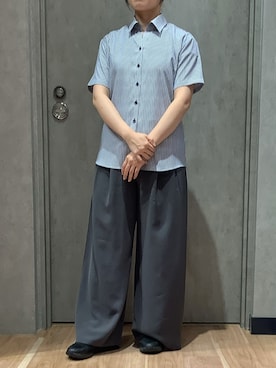 「TOKYO SHIRTS（トウキョウシャツ）の【吸水速乾】【COFREX】形態安定ノンアイロン スキッパー 半袖ビジネスワイシャツ（ビジネスシャツ、ブルー系）」を使った、BRICK HOUSE by Tokyo Shirts 札幌発寒イオンモール店さん（レディース・156cm）の夏コーディネート