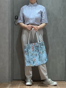「TOKYO SHIRTS（トウキョウシャツ）の【吸水速乾】【COFREX】スタンド衿 ピンタック ブラウス 五分袖 レディースデザインシャツ（シャツ/ブラウス、ブルー系）」を使った、BRICK HOUSE by Tokyo Shirts 札幌発寒イオンモール店さん（レディース・156cm）の夏コーディネート