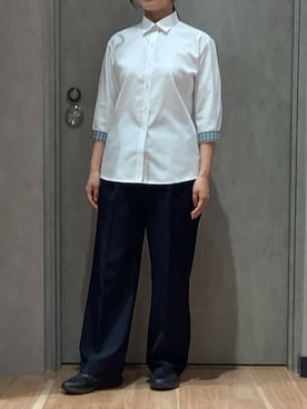 「TOKYO SHIRTS（トウキョウシャツ）の【透け防止】 形態安定ノンアイロン ワイド 7分袖ビジネスワイシャツ（ビジネスシャツ、ホワイト系）」を使った、BRICK HOUSE by Tokyo Shirts 札幌発寒イオンモール店さん（レディース・156cm）の夏コーディネート