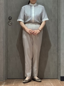 「TOKYO SHIRTS（トウキョウシャツ）の【吸水速乾】【COFREX】スタンド衿 ピンタック ブラウス 五分袖 レディースデザインシャツ（シャツ/ブラウス、グレー系）」を使った、BRICK HOUSE by Tokyo Shirts 札幌発寒イオンモール店さん（レディース・156cm）の夏コーディネート