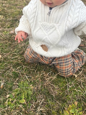 「ZARA KIDSのアイテム（ニット/セーター、ホワイト系）」を使った、suzuhaさん（キッズ・70cm）の冬コーディネート