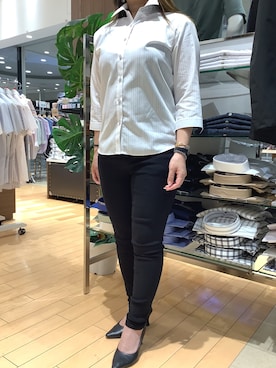 「TOKYO SHIRTS（トウキョウシャツ）の形態安定ノーアイロン レギュラー 七分袖ビジネスワイシャツ（ビジネスシャツ、グレー系）」を使った、SHIRTS PLAZA 浜松志都呂イオンモール店さん（レディース・158cm）の夏コーディネート