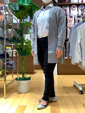 「TOKYO SHIRTS（トウキョウシャツ）のショール衿コーディガン（カーディガン/ボレロ、グレー系）」を使った、SHIRTS PLAZA 浜松志都呂イオンモール店さん（レディース・158cm）の秋コーディネート