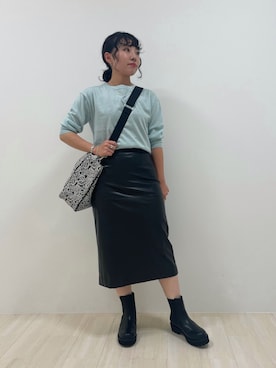 「レザースカート」｜「アイテム（その他）」を使った、kanaさん（レディース・153cm）の秋コーディネート