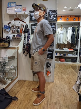 「Danner（ダナー）のアイテム（スニーカー）」を使った、avirexsさん（メンズ・165cm）の秋コーディネート
