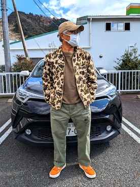 「Danner（ダナー）のアイテム（スニーカー）」を使った、avirexsさん（メンズ・165cm）の冬コーディネート