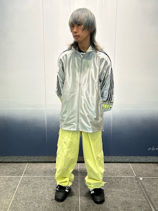 adidas オリジナルス デニムカーゴパンツ25 adidas（アディダス）の「Adilenium デニムカーゴパンツ