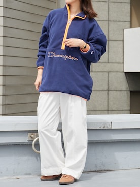 「Champion（チャンピオン）のアイテム」を使った、萌笑さん（レディース・157cm）の秋コーディネート