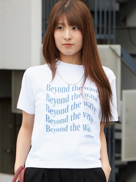 「THOUSAND MILE（サウザンドマイル）のTHOUSAND MILE/サウザンドマイル SHORT SLEEVE COMPACT PRINT T-SHIRT 2026年春夏（Tシャツ/カットソー、ホワイト系）」を使った、萌笑さん（レディース・157cm）の春コーディネート