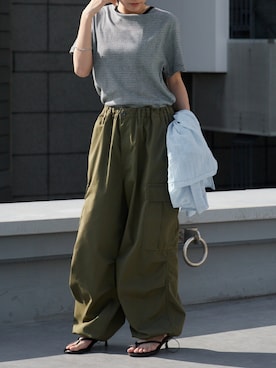 「MILLER（ミラー）のR.P.miller/ミラー パネルリブ 半袖 Tシャツ 2026年春夏 再入荷 新色追加春服 夏服（Tシャツ/カットソー、ブラック系）」を使った、萌笑さん（レディース・157cm）の夏コーディネート