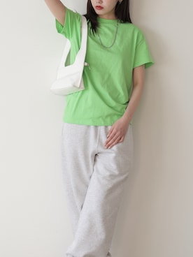 「GILDAN（ギルダン）の【GILDAN】ギルダン/ 色・サイズ展開豊富 クルーネック Tシャツ ウルトラコットン100% 6.0oz ベーシック無地カットソー ビッグサイズ ヘビーウェイト 2026年 夏 夏服（Tシャツ/カットソー、グリーン系）」を使った、萌笑さん（レディース・157cm）の夏コーディネート