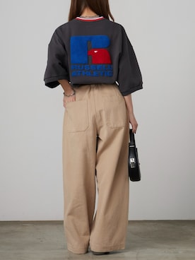 「Russell Athletic（ラッセルアスレティック）のアイテム」を使った、萌笑さん（レディース・157cm）の春コーディネート