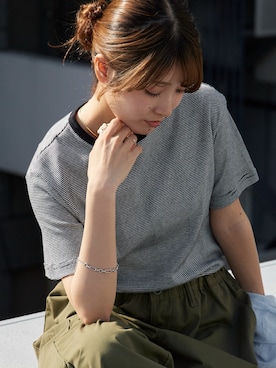 「MILLER（ミラー）のR.P.miller/ミラー パネルリブ 半袖 Tシャツ 2026年春夏 再入荷 新色追加春服 夏服（Tシャツ/カットソー、ブラック系）」を使った、萌笑さん（レディース・157cm）の春コーディネート