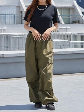 「MILLER（ミラー）のR.P.miller/ミラー PANELRIB C/N TEE パネルリブ クルーネック 半袖Tシャツ 無地 ボーダー 首元リブ パイピング 2026年 夏 夏服（Tシャツ/カットソー、ブラック系）」を使った、萌笑さん（レディース・157cm）の夏コーディネート