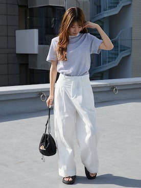 「MILLER（ミラー）のR.P.miller/ミラー パネルリブ 半袖 Tシャツ 2026年春夏 再入荷 新色追加春服 夏服（Tシャツ/カットソー、ホワイト系）」を使った、萌笑さん（レディース・157cm）の春コーディネート