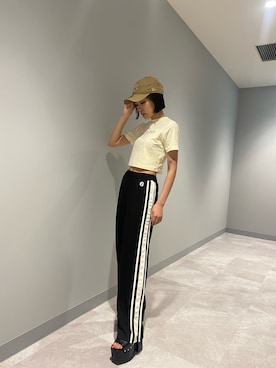 「NEWERA EK COLLECTION（ニューエライーケーコレクション）のアイテム（キャップ）」を使った、藤川陽さん（レディース・162cm）の夏コーディネート