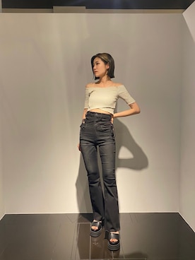 「EMODA（エモダ）のタンクラバーサンダル（サンダル）」を使った、藤川陽さん（レディース・162cm）の夏コーディネート