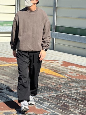 「NEWBALANCE」｜「アイテム（スウェット）」を使った、キチダイさん（メンズ・168cm）の冬コーディネート