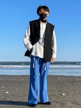 「海」｜「アイテム（スラックス）」を使った、ユヅキさん（メンズ・178cm）の夏コーディネート