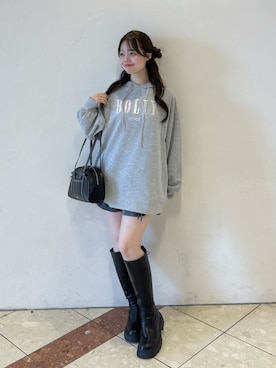「アイテム（パーカー）」を使った、yuiさん（レディース・156cm）の秋コーディネート