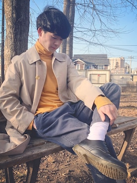 「イエローコーデ」｜「アイテム（トレンチコート）」を使った、コウさん（メンズ・168cm）の春コーディネート