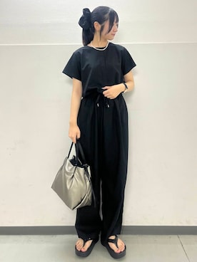 「URBAN RESEARCH DOORS（アーバンリサーチドアーズ）のアイテム（オールインワン・サロペット）」を使った、ゆかなさん（レディース・161cm）の夏コーディネート