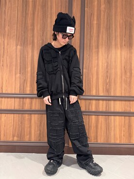 「DANKE SCHON（ダンケシェーン）のアイテム（パーカー）」を使った、ゆうとさん（メンズ・170cm）の冬コーディネート