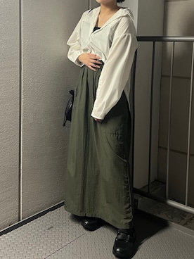「スリットシャツ」｜p iさん（レディース・155cm）の春コーディネート