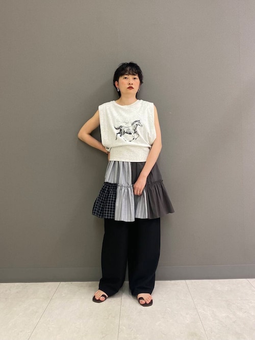高級品市場 セール】ノースリーブプリントカットソー（Tシャツ/カットソー カットソー(半袖+袖なし)