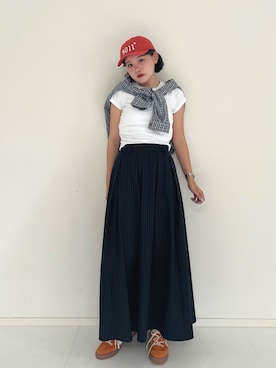 「アイテム（デジタル腕時計）」を使った、tomoka︎︎︎︎︎☺︎さん（レディース・157cm）の秋コーディネート